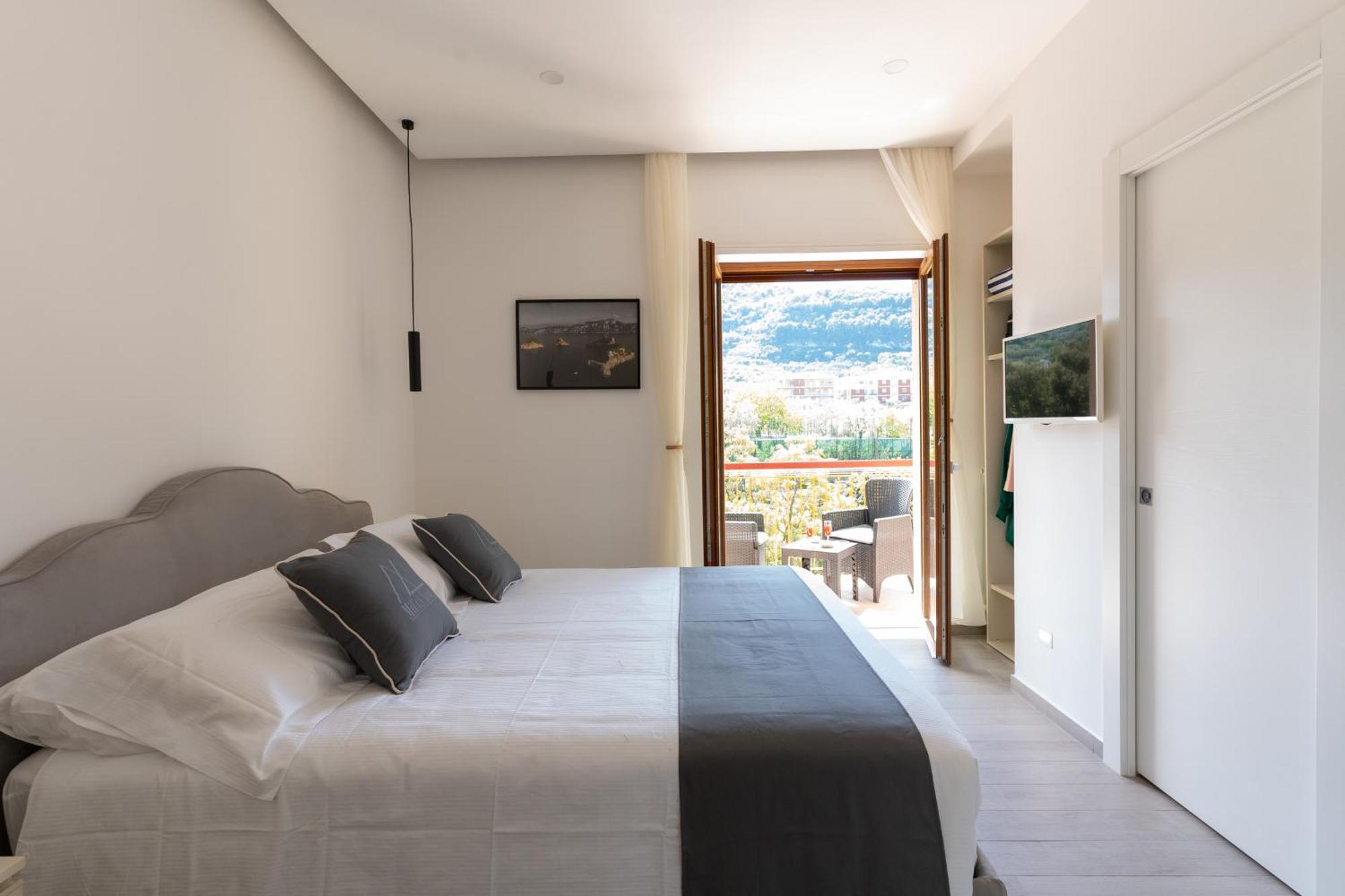 Mifra Suites Sorrente Extérieur photo