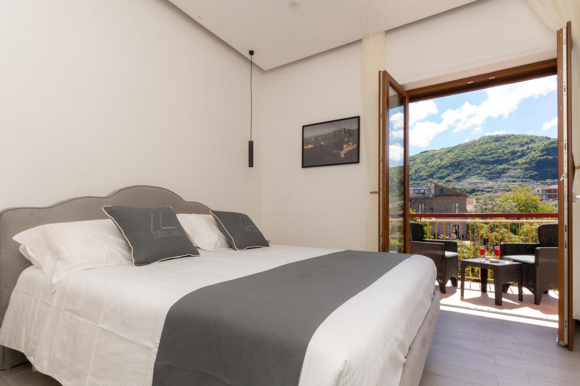 Mifra Suites Sorrente Extérieur photo
