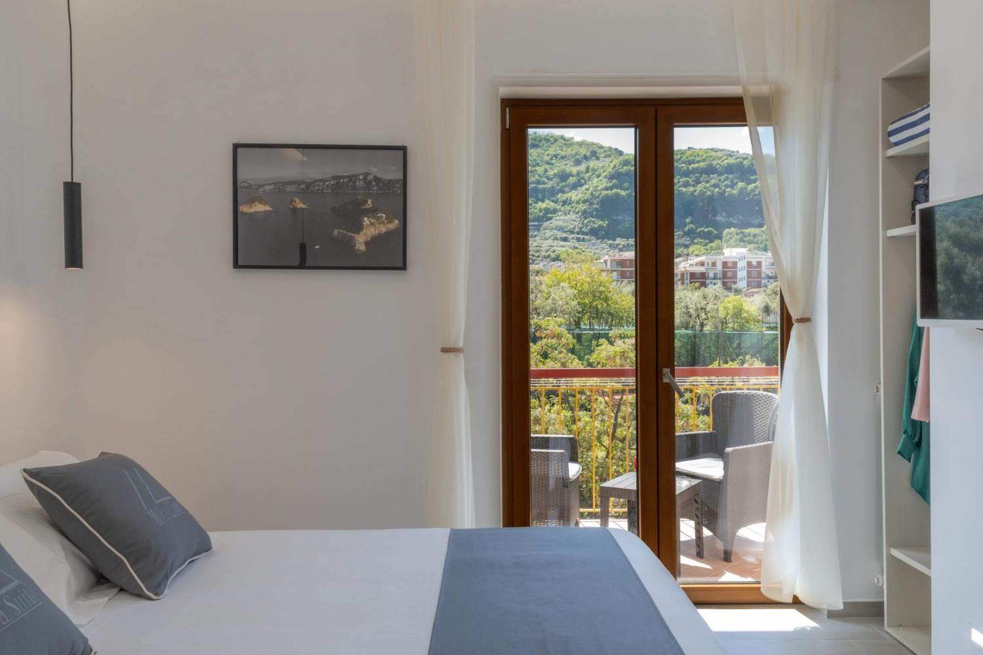 Mifra Suites Sorrente Extérieur photo