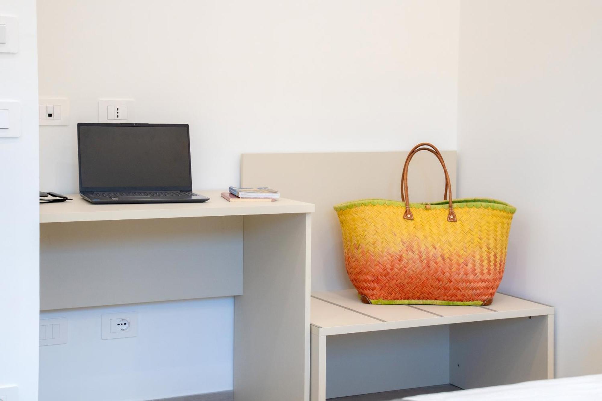 Mifra Suites Sorrente Extérieur photo