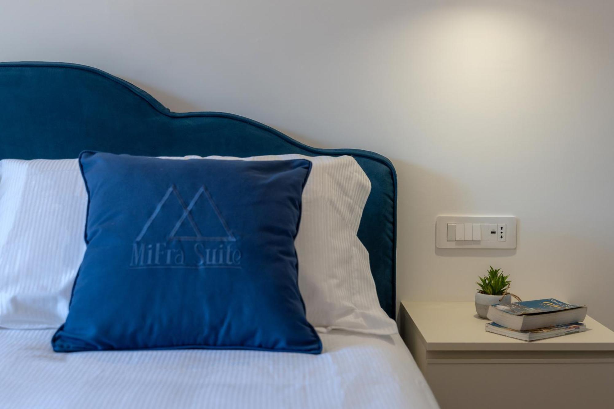 Mifra Suites Sorrente Extérieur photo